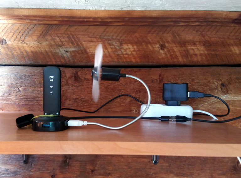 modem_fan_hub.jpg